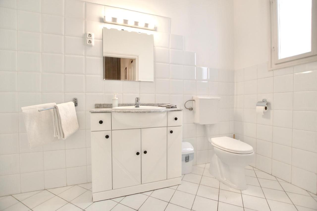 Budget Apartment By Hi5 - Center Of The Center Budapest Extérieur photo